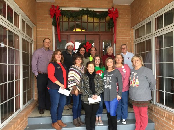 Christmas Parade Winners receive awards