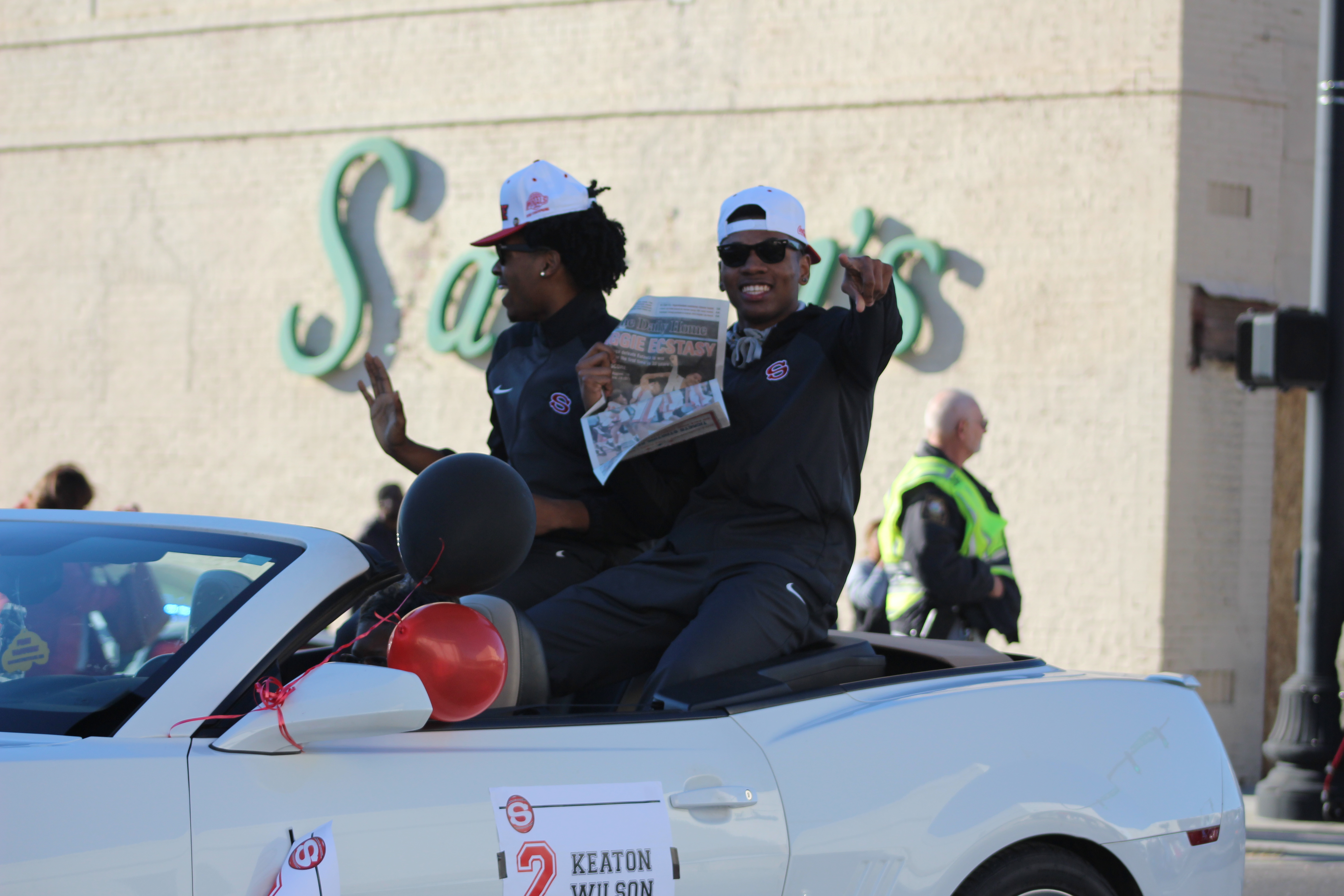 [PHOTOS] State Champion Aggies celebrate title with championship parade