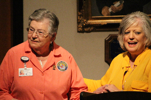 CVMC hosts Auxiliary Awards Banquet; honors members for hours served