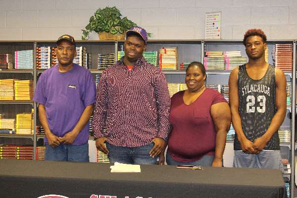 Sylacauga’s Pearson signs with Miles College