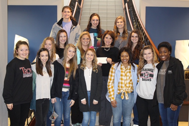 Sylacauga Freelancers donate to RhizoKids International on Wednesday