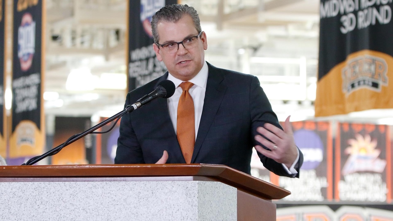 [LISTEN] Aggie Sports Nation feat. Mercer basketball Coach Greg Gary & Coach Kent Fullington