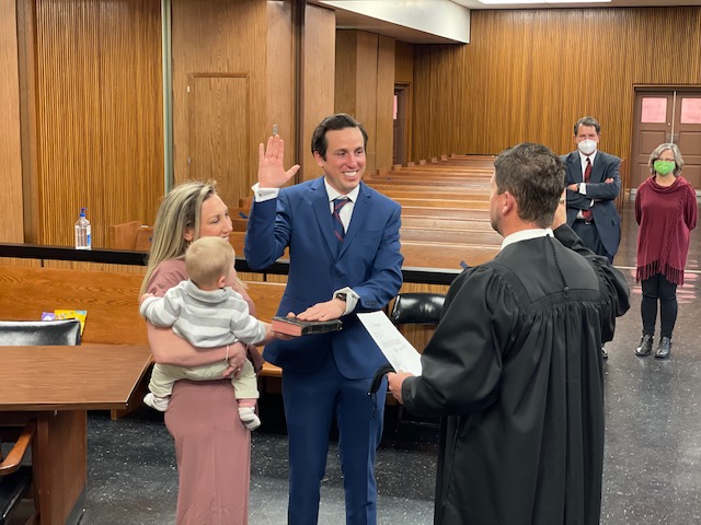 Robbins sworn in as District 33 Representative