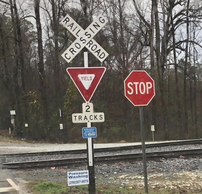 Railroad crossing causing confusion amongst motorist; what you should do