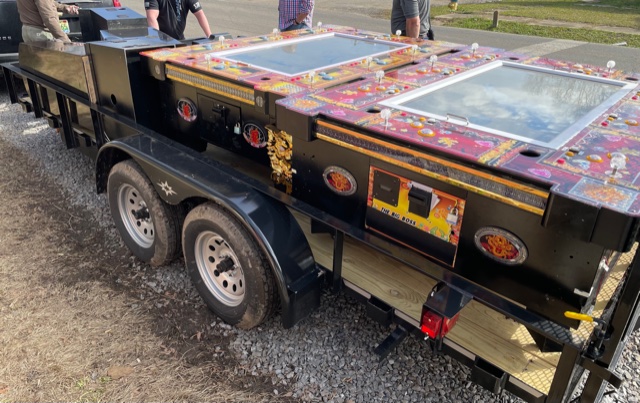 [WATCH] Law enforcement seize illegal gambling machines
