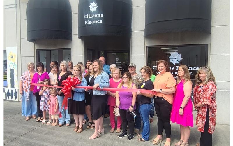 Citizens Finance holds grand opening ceremony in downtown Sylacauga