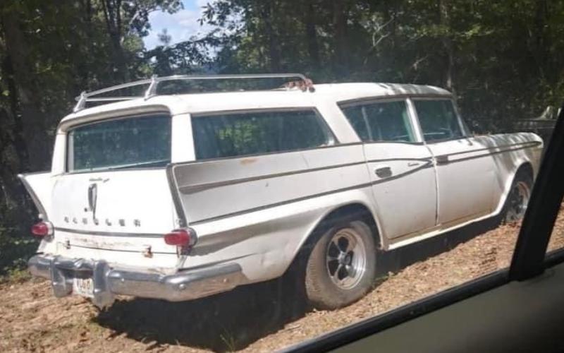 Talladega County Sheriff’s Office looking for vintage station wagon stolen in Alpine