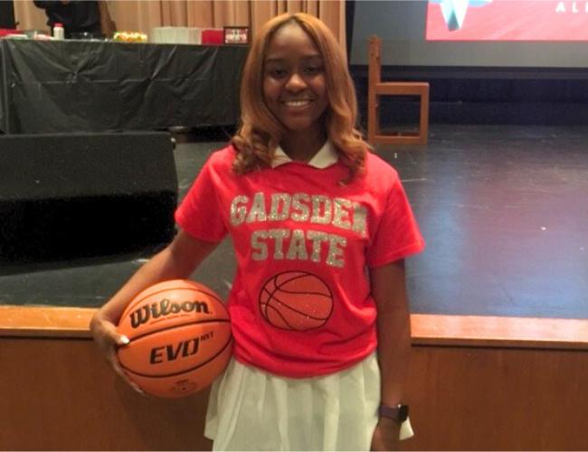 B.B. Comer’s Aliyah Gaddis signs basketball scholarship to play at Gadsden State