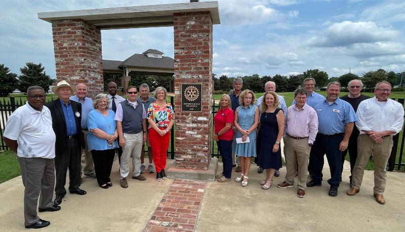 Sylacauga Rotary Club marks community dedication with new plaque at Central Park