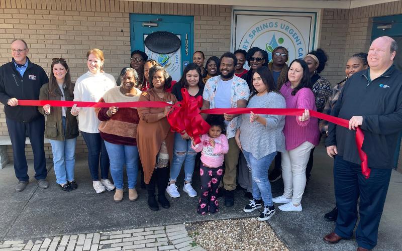 Glory Springs Urgent Care celebrates grand opening in Sylacauga with ribbon-cutting ceremony