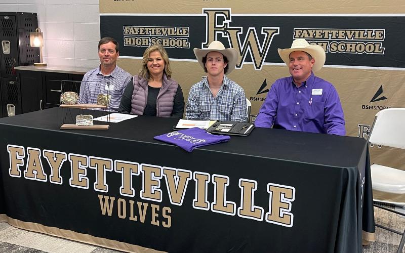 Fayetteville’s Collin Roland commits to Missouri Valley College for collegiate rodeo