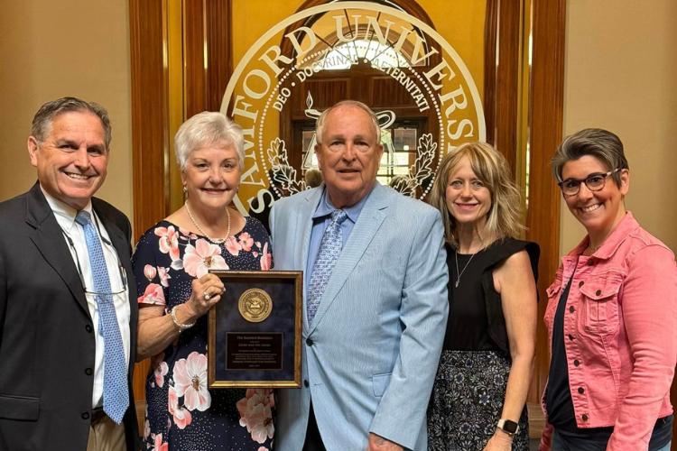Linda and Jim Jones honored with 2024 Samford Medallion Awards