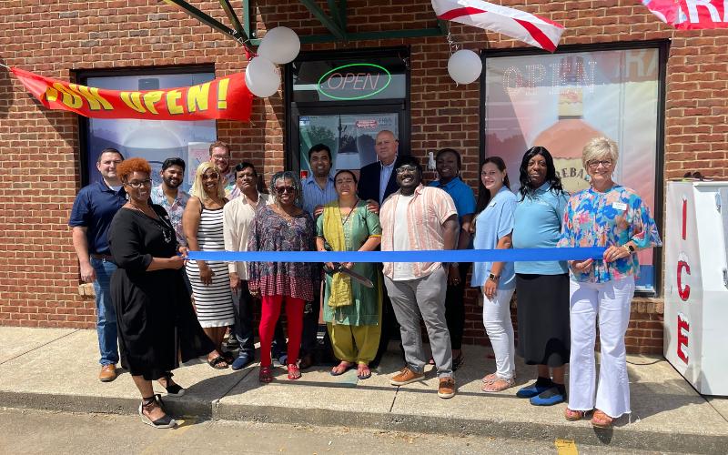 Old Town Liquor in Childersburg holds grand opening with ribbon-cutting ceremony