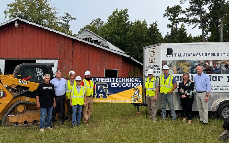 CACC and Dovetail Landing complete inaugural Skid Steer Operator Training for veterans