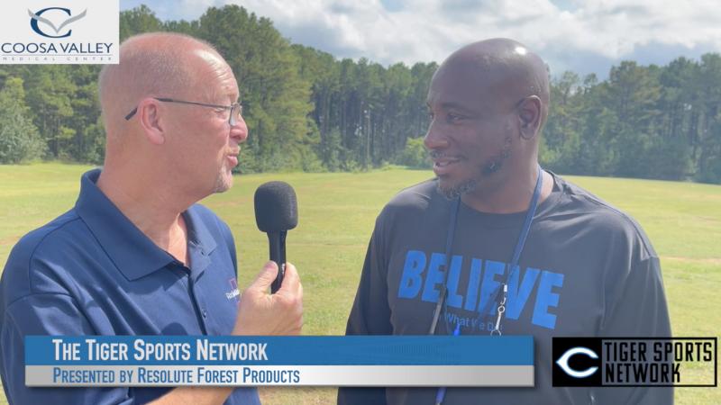 [WATCH] Coosa Valley Medical Center One-on-One with Childersburg’s Johnny Johnson – Lee-Scott preview