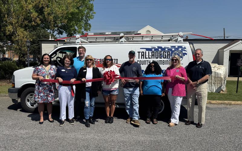 Sylacauga Chamber of Commerce welcomes Talladega County Plumbing with ribbon-cutting ceremony
