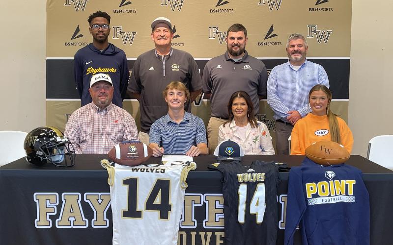 Fayetteville’s Cam Hammonds signs with Point University football program