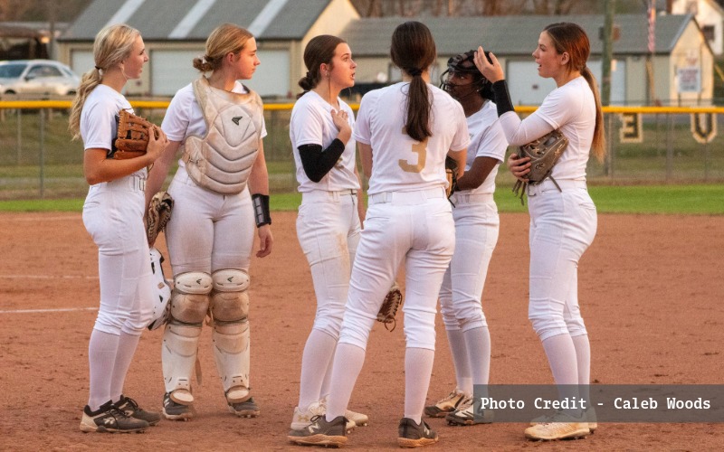 Fayetteville Lady Wolves Keep Regional Title Hopes Alive With Wild Comeback Win