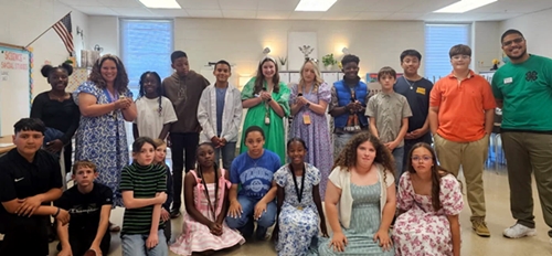 Talladega County 4-H brings farm-to-classroom egg-hatching experience to Comer Elementary students