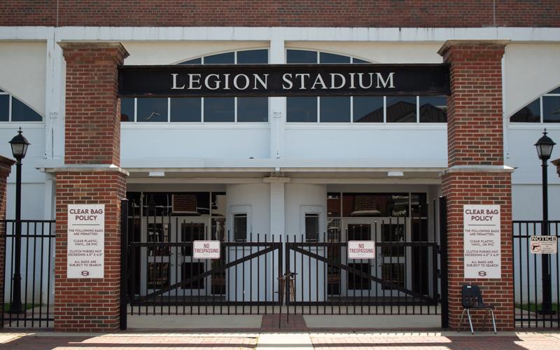 Coach Earl Lewis to be honored with track dedication at Sylacauga’s Legion Stadium